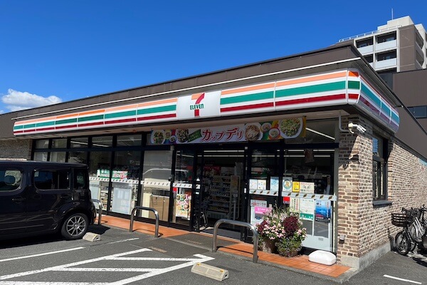 セブンイレブン　　ベースブレッド