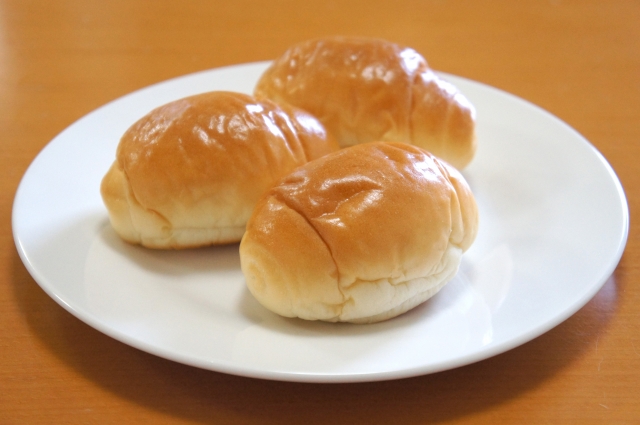 ロールパン