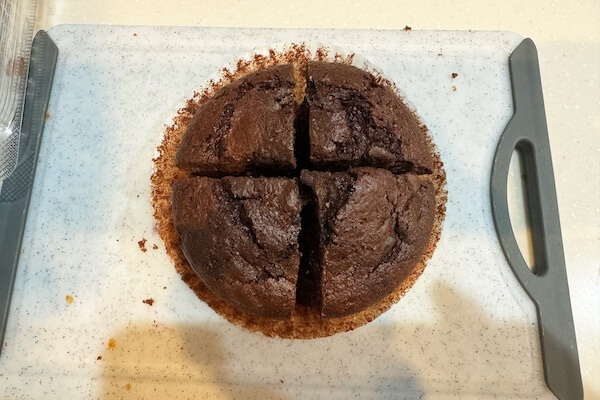 コストコ　チョコレートチップマフィン　4等分