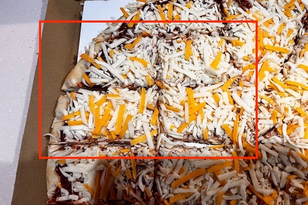 コストコ クワトロチーズピザ 切り方