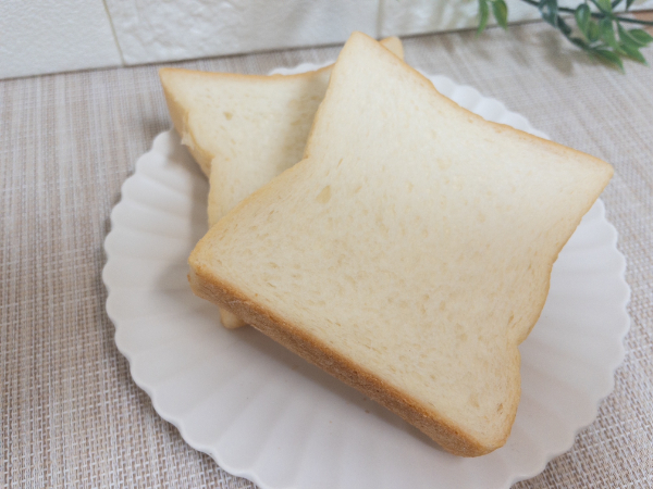 パンスク　タミーユBakery　生食パン（1/2）
