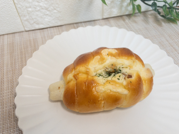 パンスク　タミーユBakery　いぶりがっことモッツァレラチーズ