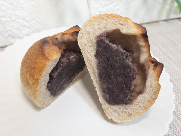 パンスク　タミーユBakery　あんことバターのカンパーニュ