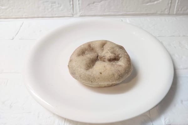 パンスク　Boulangerie FUKUSUKE　くるみもちあんぱん