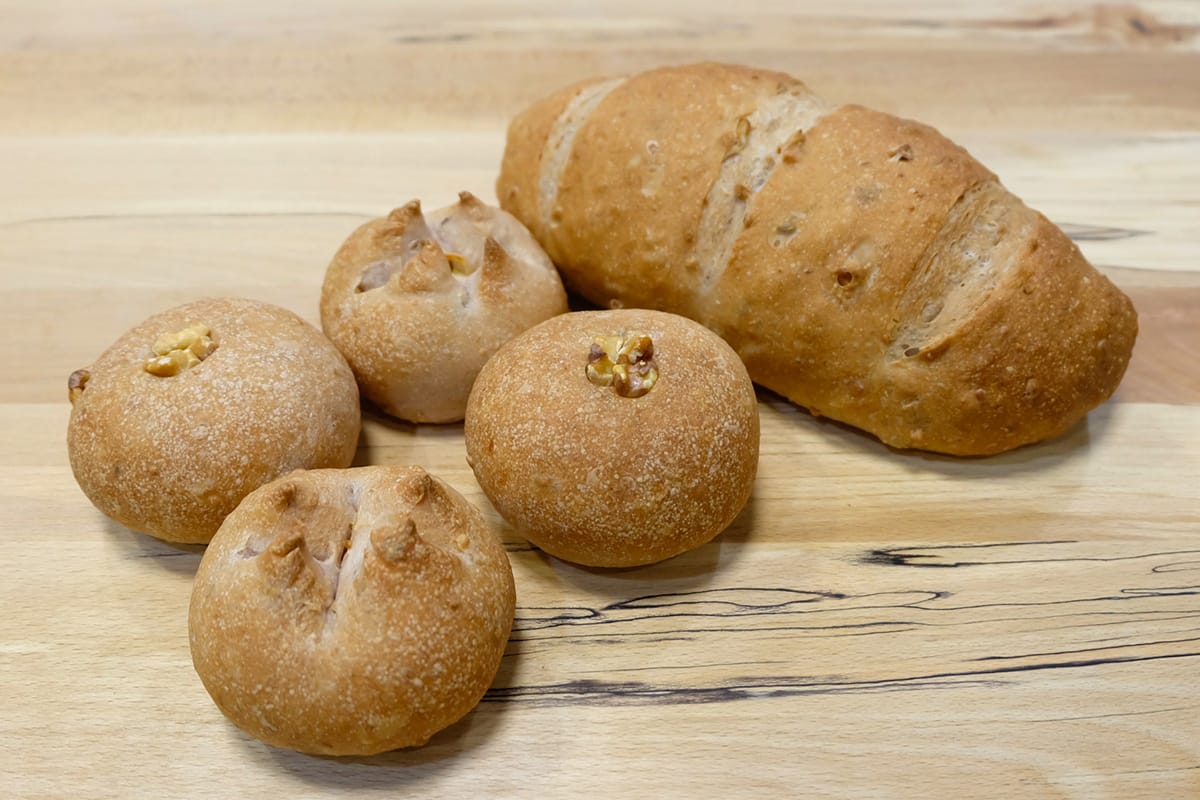 Bread Made in the Main Course Advance (3) Walnut bread, walnut cheese, walnut red bean paste bread
