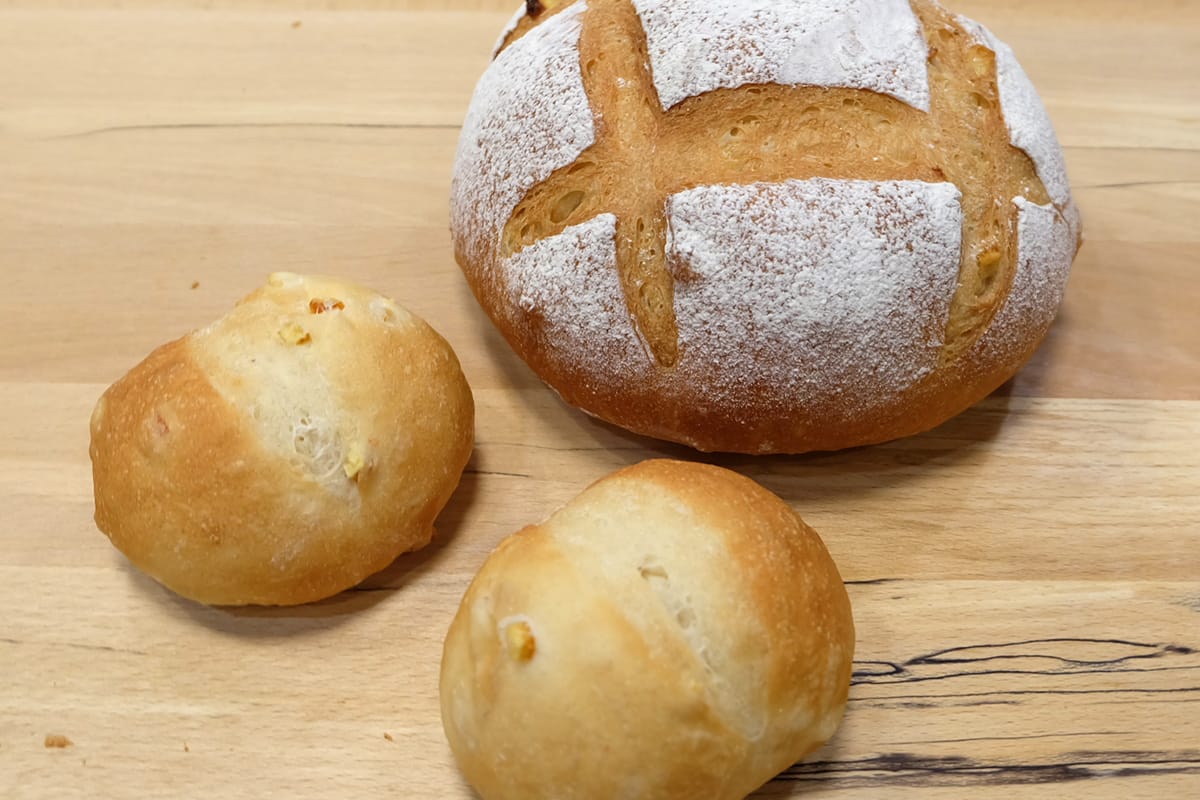 Bread made in the main course Basic 1 (3) Orange bread